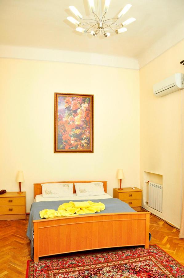 Central Area Apartments Kiev Exterior foto